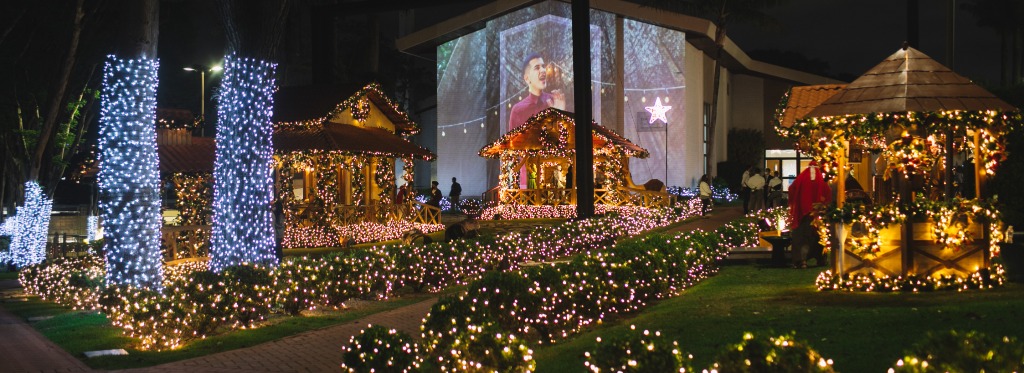 Vila do Natal' é montada em São Paulo com festival de luzes e música