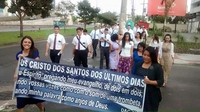 Voluntários Mãos que Ajudam e Missionários marcam desfile do Dia 7 de Setembro