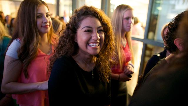Líderes da Igreja Compartilham Mensagens sobre Serviço e Virtude Durante Sessão Geral das Mulheres