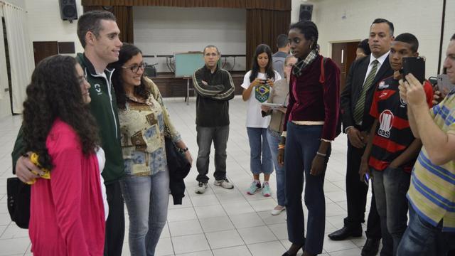 Devocional com Atleta Paralímpico Jason Smyth fortalece juventude no Rio