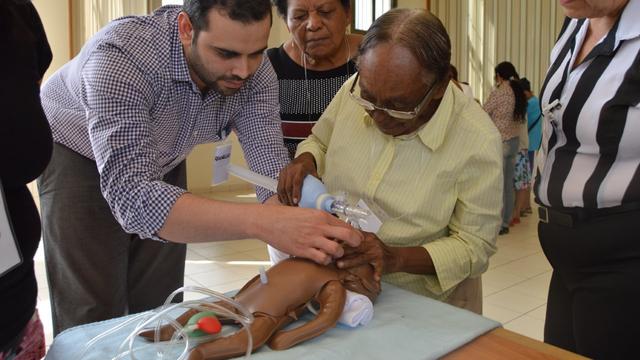 Jornada em Pediatria Neonatal - capacita cerca de 300 profissionais de saúde em Caruaru, João Pessoa e Natal