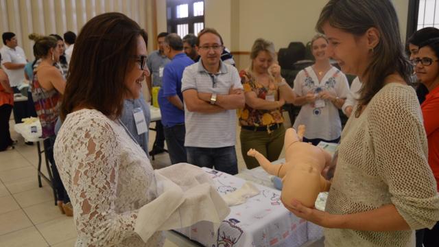 Jornada em Pediatria Neonatal - capacita cerca de 300 profissionais de saúde em Caruaru, João Pessoa e Natal