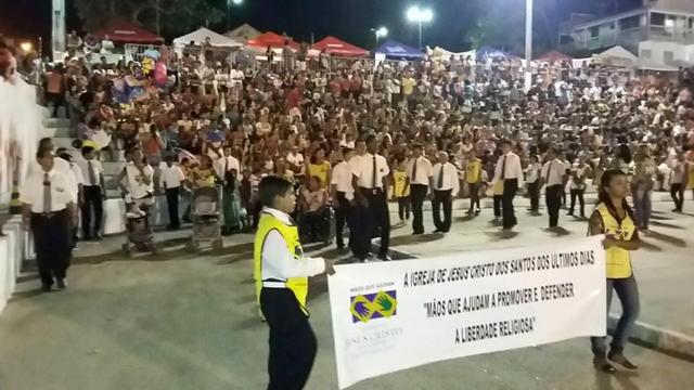 Voluntários Mãos que Ajudam e Missionários marcam desfile do Dia 7 de Setembro