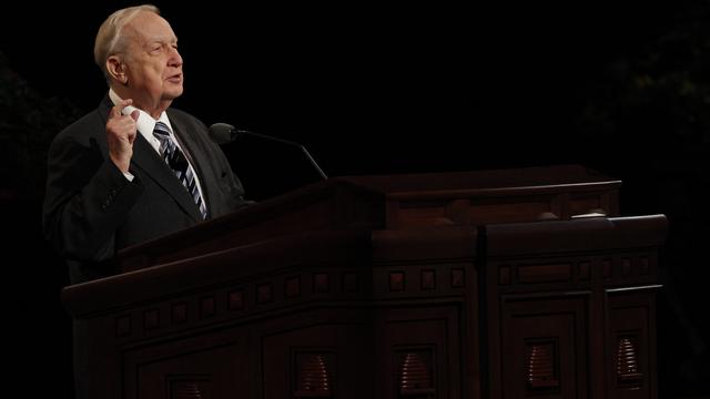 Élder Richard G. Scott falece aos 86 anos